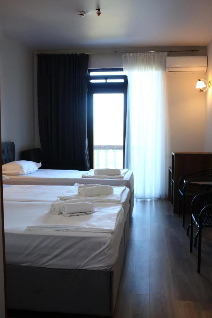 Hotel Majestic Kobuleti Zewnętrze zdjęcie